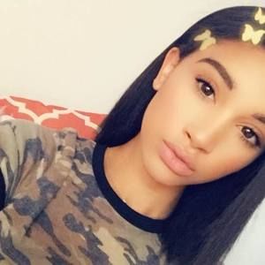 Meet your Posher, Katiana